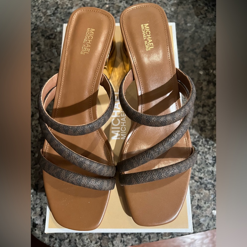 Authentic Michael Kors Lana Mule size 10